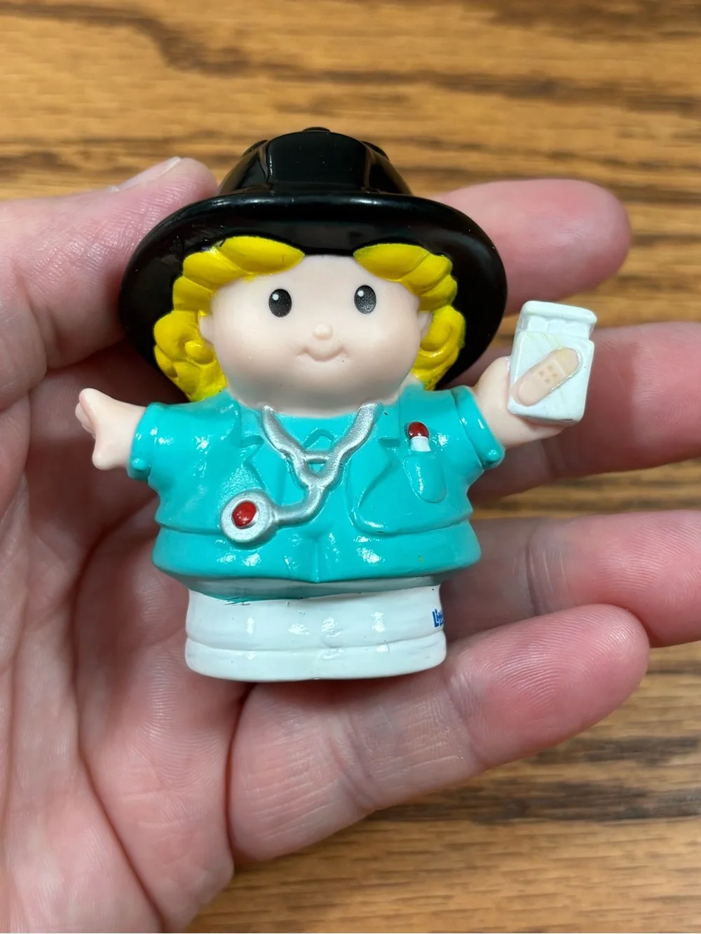 FISHER PRICE Little People Paramedic Cheryl Black Hat Figure Toy 2008 Mattel